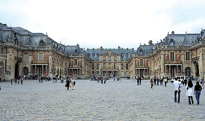 포토 JPG 해외풍경 해외 건축물 건축 유럽 유럽풍경 건축양식 해외건축 서양건축 유럽건축 파노라마 사람 풍경 여러명 건물 관광지 도시풍경 여행객 궁전 프랑스 도시 상쾌 광장 파리_프랑스 베르사유 베르사유궁전 국내포토 감정 나라 여행 다수 고건축 촬영기법 파일형식