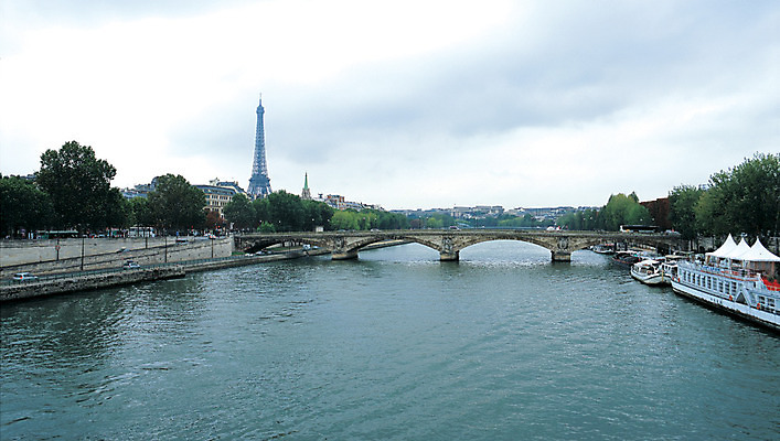 포토 JPG 주간 해외풍경 해외 시설물 건축물 건축 유럽 유럽풍경 파노라마 풍경 사람없음 야외 건물 관광지 강 도시풍경 탑 프랑스 도시 에펠탑 상쾌 수도 파리_프랑스 센강 가교 수도_도성 국내포토 자연요소 감정 나라 여행 촬영기법 파리 랜드마크 파일형식