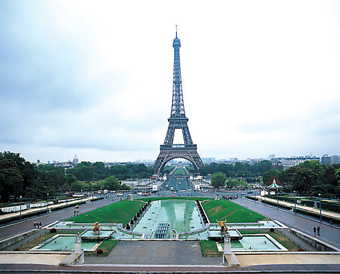 포토 JPG 주간 해외풍경 해외 공원 유럽 유럽풍경 사람 풍경 여러명 야외 관광지 도시풍경 조형물 동상 조각상 탑 프랑스 도시 에펠탑 분수 분수대 수도 철탑 파리_프랑스 분수_분수대 수도_도성 국내포토 자연요소 건축물 공공시설 나라 여행 다수 미술 파리 기념물 랜드마크 파일형식