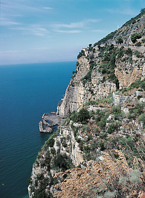 포토 JPG 주간 구름 해외풍경 해외 유럽 바다 유럽풍경 자연 하늘 풍경 해변 사람없음 야외 이탈리아 절벽 소렌토 국내포토 소렌토항 자연요소 나라 생태계 파일형식