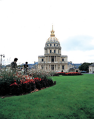 포토 JPG 식물 해외풍경 해외 건축물 공원 꽃 유럽 문화 유럽풍경 건축양식 해외건축 서양건축 유럽건축 사람 풍경 건물 관광지 여행객 정원 궁전 프랑스 역사 전시회 박물관 파리_프랑스 나폴레옹 국내포토 공공시설 건축 나라 여행 고건축 전시 파일형식