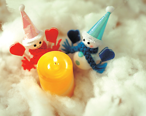 포토 JPG 인형 크리스마스장식 크리스마스 초 촛불 눈사람 크리스마스용품 실내 사람없음 장식 눈 솜 오브젝트 눈사람인형 국내포토 자연요소 기념일 날씨 내부 용품 파일형식