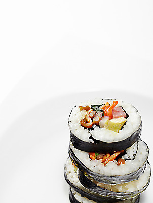 포토 JPG 스튜디오촬영 한국문화 접시 한식 음식 실내 사람없음 분식 김밥 국내포토 동양문화 식기 한국 내부 파일형식