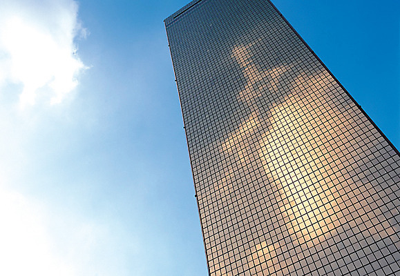 포토 JPG 주간 구름 건축물 현대건축 건축 로우앵글 하늘 서울 한국 풍경 빌딩 사람없음 야외 건물 도시풍경 맑음 고층빌딩 도시 높이 수도 63빌딩 고층 여의도 수도_도성 국내포토 자연요소 아시아 뷰포인트 날씨 랜드마크 파일형식