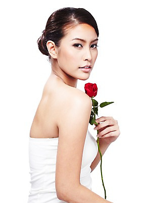 포토 JPG 스튜디오촬영 외국인 식물 해외기획촬영 우먼라이프 라이프스타일 웰빙 여자 꽃 2010년태국 포즈 한송이 모션 실내 한명 들기 사람 동양인 상반신 20대 성인 라이프 빨간색 뷰티 장미 매끈함 순수 청순 의료성형뷰티 여자만 여자한명만 성인여자만 청년만 청년여자만 성인한명만 청년여자한명만 성인여자한명만 성인만 국내포토 1 컬러 컨셉 인종 청년 내부 생활 감각 송이 파일형식