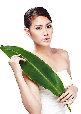 포토 JPG 스튜디오촬영 외국인 식물 해외기획촬영 우먼라이프 라이프스타일 웰빙 여자 2010년태국 포즈 잎 모션 실내 한명 들기 사람 동양인 상반신 20대 성인 라이프 뷰티 매끈함 순수 청순 의료성형뷰티 여자만 여자한명만 성인여자만 청년만 청년여자만 성인한명만 청년여자한명만 성인여자한명만 성인만 국내포토 1 컨셉 인종 청년 내부 생활 감각 파일형식