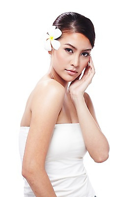 포토 JPG 스튜디오촬영 외국인 식물 해외기획촬영 우먼라이프 라이프스타일 웰빙 여자 꽃 2010년태국 포즈 모션 실내 한명 사람 동양인 상반신 20대 성인 라이프 뷰티 흰색 매끈함 순수 플루메리아 플랭지파니 청순 의료성형뷰티 여자만 여자한명만 성인여자만 청년만 청년여자만 성인한명만 청년여자한명만 성인여자한명만 성인만 국내포토 1 컬러 컨셉 인종 청년 내부 생활 감각 파일형식