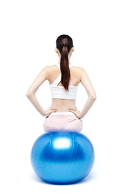 포토 JPG 스튜디오촬영 전신 서양인 외국인 해외기획촬영 우먼라이프 라이프스타일 웰빙 여자 2011년태국 허리손 포즈 몸매관리 다이어트 공 실내 건강 한명 사람 앉기 상반신 20대 성인 라이프 뒷모습 운동복 운동 뷰티 운동기구 짐볼 몸매 의료성형뷰티 여자만 여자한명만 성인여자만 청년만 청년여자만 성인한명만 청년여자한명만 성인여자한명만 성인만 국내포토 1 옷 뷰포인트 모션 인종 청년 내부 생활 헬스 파일형식