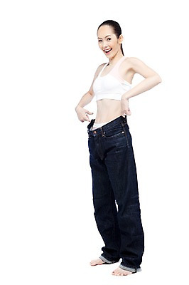 포토 JPG 스튜디오촬영 전신 서양인 외국인 해외기획촬영 우먼라이프 라이프스타일 웰빙 옷 여자 2011년태국 포즈 몸매관리 다이어트 모션 실내 건강 한명 서기 미소 웃음 사람 20대 성인 라이프 운동복 뷰티 기쁨 청바지 최고 큼 몸매 만족 빅사이즈 의료성형뷰티 좋음 여자만 여자한명만 성인여자만 청년만 청년여자만 성인한명만 청년여자한명만 성인여자한명만 성인만 국내포토 1 감정 컨셉 바지 표정 인종 청년 내부 생활 크기 파일형식