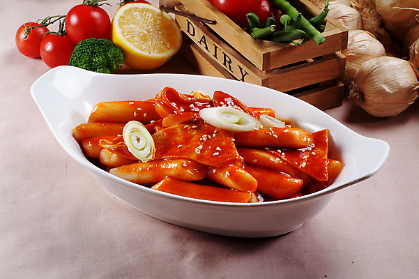 포토 JPG 스튜디오촬영 한국문화 그릇 한식 음식 방울토마토 떡 실내 파슬리 마늘 요리 사람없음 장식 어묵 떡볶이 분식 레몬 국내포토 동양문화 식기 토마토 채소 과일 한국 내부 파일형식