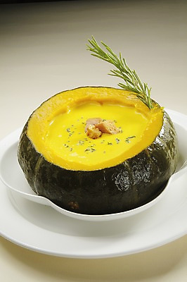 포토 JPG 스튜디오촬영 그릇 접시 음식 실내 요리 사람없음 수프 단호박 단호박수프 국내포토 식기 호박 내부 파일형식