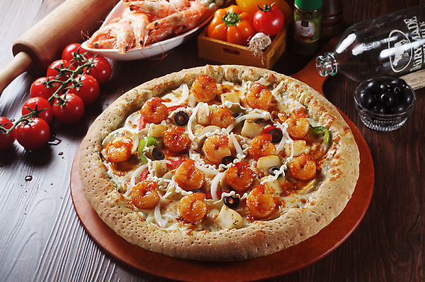 포토 JPG 스튜디오촬영 접시 음식 토마토 방울토마토 새우 실내 요리 사람없음 올리브 쉬림프피자 국내포토 식기 열매 채소 피자 갑각류 내부 파일형식