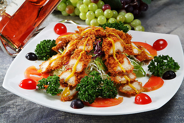 포토 JPG 스튜디오촬영 그릇 접시 음식 토마토 방울토마토 실내 파슬리 요리 사람없음 치킨 샐러드 올리브 치킨샐러드 국내포토 식기 열매 채소 내부 닭고기요리 파일형식