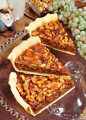 포토 JPG 스튜디오촬영 접시 음식 빵 조각 디저트 실내 요리 사람없음 장식 빵집 견과류 파이 호두 제빵 피칸파이 호두파이 국내포토 식기 내부 제과제빵 상점 파이_빵 파일형식