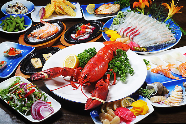 포토 JPG 스튜디오촬영 그릇 음식 다수 일본문화 새우 실내 요리 사람없음 초밥 샐러드 다양 생선회 회 튀김 바닷가재 상차림 레몬 단무지 생선구이 정식 락교 일본정식 정식요리 일본음식 국내포토 동양문화 식기 외국문화 과일 갑각류 내부 가재 구이 생선요리 염교 파일형식