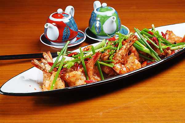 포토 JPG 스튜디오촬영 그릇 접시 음식 젓가락 중국문화 실내 요리 사람없음 중식 부추 깐풍기 새우깐풍기 국내포토 동양문화 식기 외국문화 채소 수저 내부 파일형식