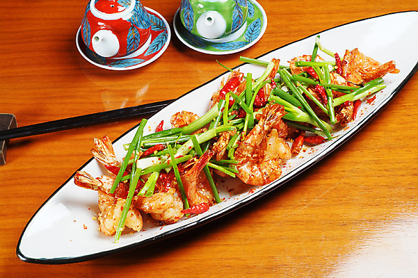 포토 JPG 스튜디오촬영 그릇 접시 음식 젓가락 중국문화 실내 요리 사람없음 중식 부추 깐풍기 새우깐풍기 국내포토 동양문화 식기 외국문화 채소 수저 내부 파일형식