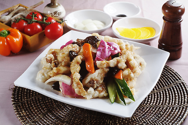 포토 JPG 스튜디오촬영 그릇 접시 음식 토마토 양파 오이 중국문화 실내 요리 사람없음 중식 당근 받침대 단무지 탕수육 적채 목이버섯 춘장 국내포토 동양문화 식기 외국문화 채소 뿌리채소 내부 버섯 조미료 양배추 파일형식