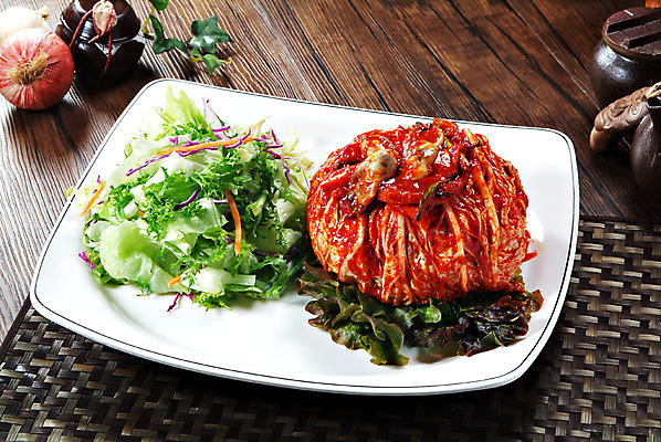 포토 JPG 스튜디오촬영 한국문화 그릇 한식 음식 김치 실내 요리 사람없음 장식 샐러드 상추 받침대 보쌈 김치보쌈 국내포토 동양문화 식기 채소 한국 내부 파일형식