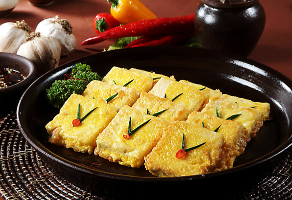 포토 JPG 스튜디오촬영 한국문화 그릇 접시 한식 음식 고추 실내 마늘 요리 사람없음 장식 전 받침대 홍고추 간장 두부 두부요리 두부전 국내포토 동양문화 식기 채소 한국 내부 양념 파일형식