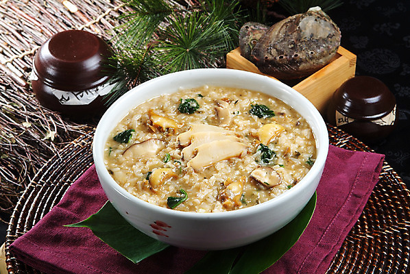 포토 JPG 스튜디오촬영 한국문화 그릇 한식 음식 실내 요리 사람없음 장식 항아리 천 받침대 죽 슬로우푸드 전복죽 국내포토 동양문화 식기 한국 내부 직물 도자기 파일형식