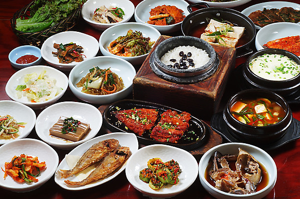 포토 JPG 스튜디오촬영 그릇 한식 밥 반찬 김치 실내 요리 사람없음 다양 고추장 상추 상차림 된장찌개 쌈 생선구이 한정식 계란찜 간장게장 냉채 돌솥밥 북어구이 오이무침 잡채 국내포토 식기 음식 다수 채소 내부 양념 계란요리 찌개 구이 찜 생선요리 정식 무침 게장 파일형식