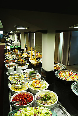 포토 JPG 그릇 접시 음식 다수 방울토마토 디저트 떡 실내 집게 요리 사람없음 케이크 식당 레스토랑 샐러드 다양 뷔페 새싹채소 양상추샐러드 국내포토 식기 토마토 채소 내부 상점 파일형식