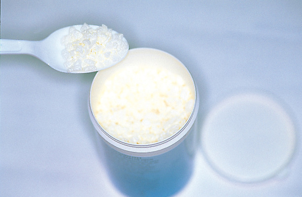 포토 JPG 의학 실내 병원 근접촬영 사람없음 아웃포커스 치료 하이앵글 약 숟가락 의료용품 오픈 약병 가루 약국 오브젝트 먹는약 가루약 국내포토 뷰포인트 의료기기 촬영기법 수저 내부 병_담는 파일형식