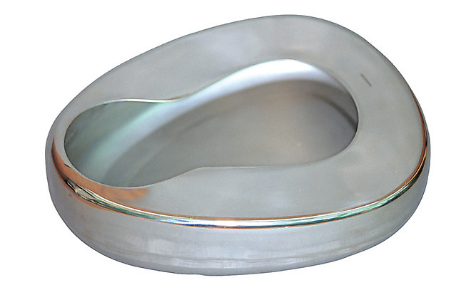 포토 JPG 의료기기 실내 병원 누끼 사람없음 치료 한개 금속 기구 도구 의료용품 오브젝트 소변기 국내포토 1 의학 재질 내부 파일형식