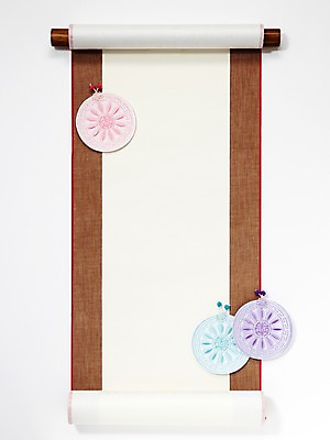 포토 JPG 스튜디오촬영 한국문화 한국전통 전통 종이 전통소품 한국 실내 사람없음 장식 오브젝트 족자 국내포토 동양문화 아시아 내부 파일형식