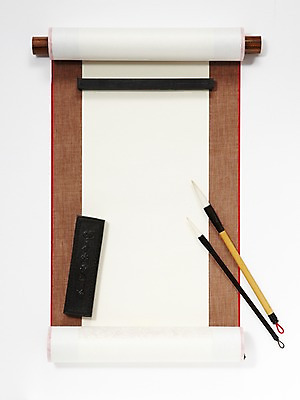 포토 JPG 스튜디오촬영 한국문화 한국전통 전통 종이 서예 전통소품 한국 실내 사람없음 붓 먹 오브젝트 족자 서예용품 화선지 국내포토 동양문화 아시아 문구용품 내부 한지 파일형식