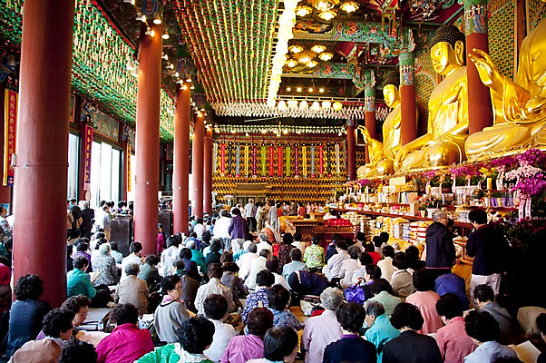 포토 JPG 종교 불교 실내 사람 풍경 야외 부처님오신날 사찰 의식 불상 불공 불자 예불 조계사 국내포토 기념일 종교건축 내부 종로 파일형식