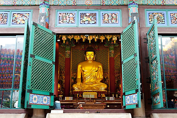 포토 JPG 종교 불교 야외 부처님오신날 사찰 불상 부처 금불상 불자 조계사 국내포토 기념일 종교건축 종로 파일형식