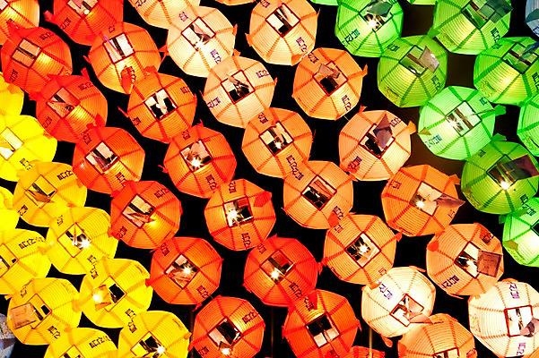 포토 JPG 종교 불교 조명 사람없음 야외 빛 부처님오신날 연등 국내포토 기념일 등불 불교용품 파일형식