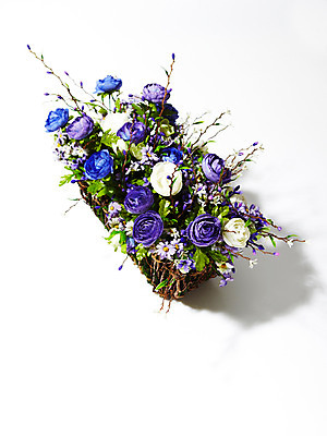 포토 JPG 스튜디오촬영 식물 꽃 실내 사람없음 바구니 보라색 촬영 흰색 감사 리시안셔스 국내포토 감정 컬러 내부 파일형식