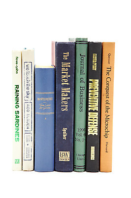 포토 JPG 스튜디오촬영 문자 알파벳 영어 계절 교육 컨셉 실내 누끼 사람없음 책 독서 가을 오브젝트 여러권 양장본 사전 외국도서 제목 표제 국내포토 다수 내부 파일형식