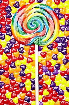 포토 JPG 스튜디오촬영 음식 다수 백그라운드 무늬 화이트데이 디저트 실내 막대사탕 사탕 이벤트 사람없음 하이앵글 컬러풀 여러개 소용돌이 회오리 하트 막대기 오브젝트 군것질 국내포토 모양 뷰포인트 컬러 데이이벤트 내부 파일형식