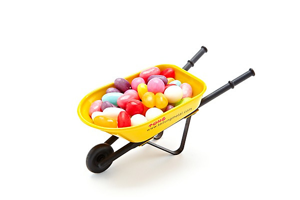 포토 JPG 스튜디오촬영 그릇 음식 화이트데이 아이스크림 디저트 실내 사탕 누끼 이벤트 사람없음 컬러풀 여러개 수레 미니어처 운반 오브젝트 군것질 초코볼 국내포토 식기 컬러 다수 데이이벤트 내부 모형 초콜릿 카트 파일형식