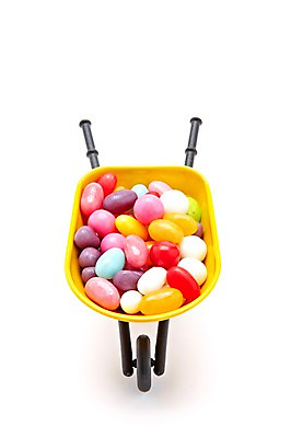 포토 JPG 스튜디오촬영 그릇 음식 화이트데이 디저트 실내 사탕 누끼 이벤트 사람없음 하이앵글 컬러풀 여러개 수레 미니어처 운반 오브젝트 군것질 초코볼 국내포토 식기 뷰포인트 컬러 다수 데이이벤트 내부 모형 초콜릿 카트 파일형식