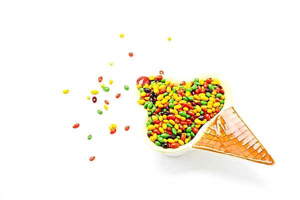 포토 JPG 스튜디오촬영 모양 그릇 접시 음식 화이트데이 디저트 실내 사탕 누끼 이벤트 사람없음 하이앵글 컬러풀 여러개 오브젝트 군것질 초코볼 국내포토 식기 뷰포인트 컬러 다수 데이이벤트 내부 초콜릿 파일형식