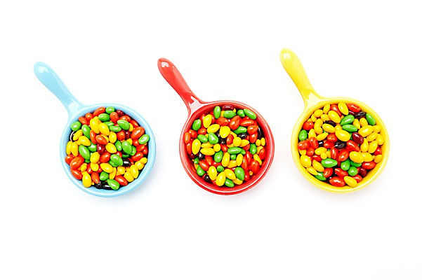 포토 JPG 스튜디오촬영 그릇 접시 음식 화이트데이 디저트 실내 사탕 누끼 이벤트 사람없음 하이앵글 컬러풀 여러개 오브젝트 군것질 초코볼 국내포토 식기 뷰포인트 컬러 다수 데이이벤트 내부 초콜릿 파일형식