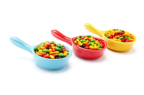 포토 JPG 스튜디오촬영 그릇 접시 음식 화이트데이 디저트 실내 사탕 누끼 이벤트 사람없음 컬러풀 여러개 오브젝트 군것질 초코볼 국내포토 식기 컬러 다수 데이이벤트 내부 초콜릿 파일형식