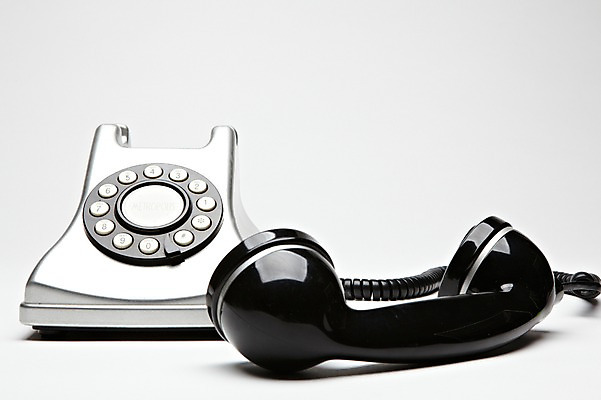 포토 JPG 스튜디오촬영 생활용품 컨셉 한대 비즈니스 통신 실내 사람없음 전자제품 사무용품 통신기기 전화기 유선전화기 오브젝트 수화기 통화 국내포토 1 모션 문구용품 내부 기계 파일형식