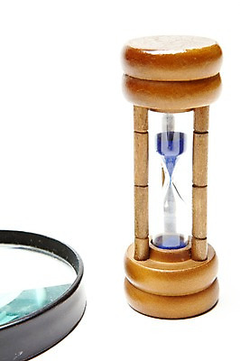 포토 JPG 스튜디오촬영 시계 생활용품 컨셉 비즈니스 돋보기 실내 누끼 사람없음 사무용품 도구 시간 모래시계 오브젝트 확대경 국내포토 모래 문구용품 내부 파일형식