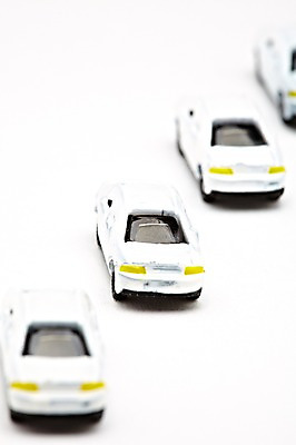 포토 JPG 스튜디오촬영 육상교통 교통수단 컨셉 비즈니스 자동차 실내 사람없음 아웃포커스 장난감 놀이용품 여러개 주차 장난감자동차 오브젝트 일렬 국내포토 다수 교통 촬영기법 내부 파일형식