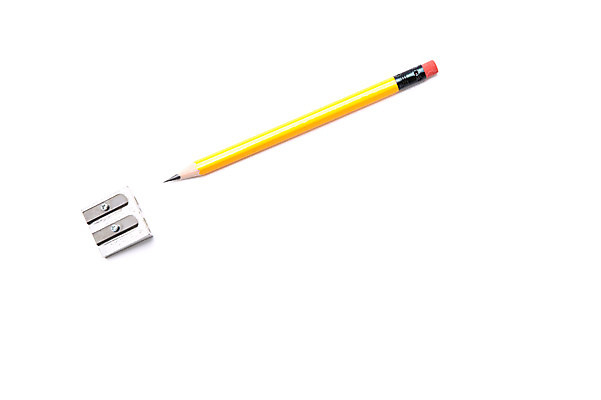 포토 JPG 스튜디오촬영 문구용품 학용품 실내 누끼 사람없음 하이앵글 필기구 연필 도구 칼날 오브젝트 지우개 한자루 지우개연필 연필깎이 국내포토 1 뷰포인트 내부 파일형식