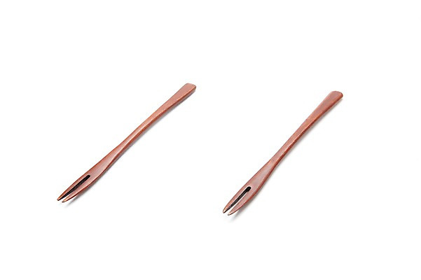 포토 JPG 스튜디오촬영 식기 컬러 생활용품 포크 주방용품 수저 실내 누끼 사람없음 목재 갈색 두개 도구 오브젝트 나무포크 티포크 국내포토 나무 2 재료 내부 파일형식