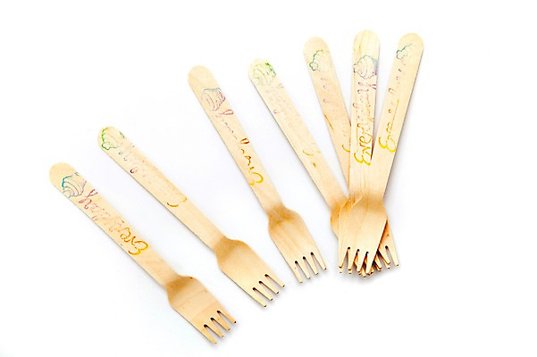 포토 JPG 스튜디오촬영 식기 생활용품 포크 주방용품 수저 실내 누끼 사람없음 목재 하이앵글 여러개 도구 오브젝트 나무포크 티포크 국내포토 나무 뷰포인트 다수 재료 내부 파일형식