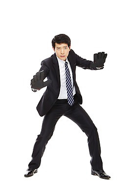 포토 JPG 스튜디오촬영 전신 라이프스타일 남자 스포츠 맨라이프 포즈 장갑 비즈니스 모션 실내 한명 서기 들기 누끼 사람 동양인 정장 20대 성인 라이프 비즈니스라이프 경쟁 한국인 직장인 비즈니스맨 라이벌 싸움 열정 골키퍼 골키퍼장갑 남자만 남자한명만 성인남자만 청년만 청년남자만 청년남자한명만 성인한명만 성인남자한명만 성인만 국내포토 직업 1 잡화 옷 감정 컨셉 운동선수 인종 청년 내부 생활 글러브 파일형식