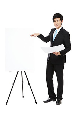 포토 JPG 스튜디오촬영 전신 라이프스타일 남자 종이 맨라이프 포즈 비즈니스 모션 실내 설명 한명 서기 미소 웃음 들기 누끼 사람 동양인 정장 손짓 20대 성인 라이프 비즈니스라이프 한국인 가리킴 업무 직장인 비즈니스맨 발표 작업실 보고 프레젠테이션 이젤 문서 화이트보드 남자만 남자한명만 성인남자만 청년만 청년남자만 청년남자한명만 성인한명만 성인남자한명만 성인만 국내포토 직업 1 옷 표정 인종 청년 내부 생활 미술도구 작업 파일형식